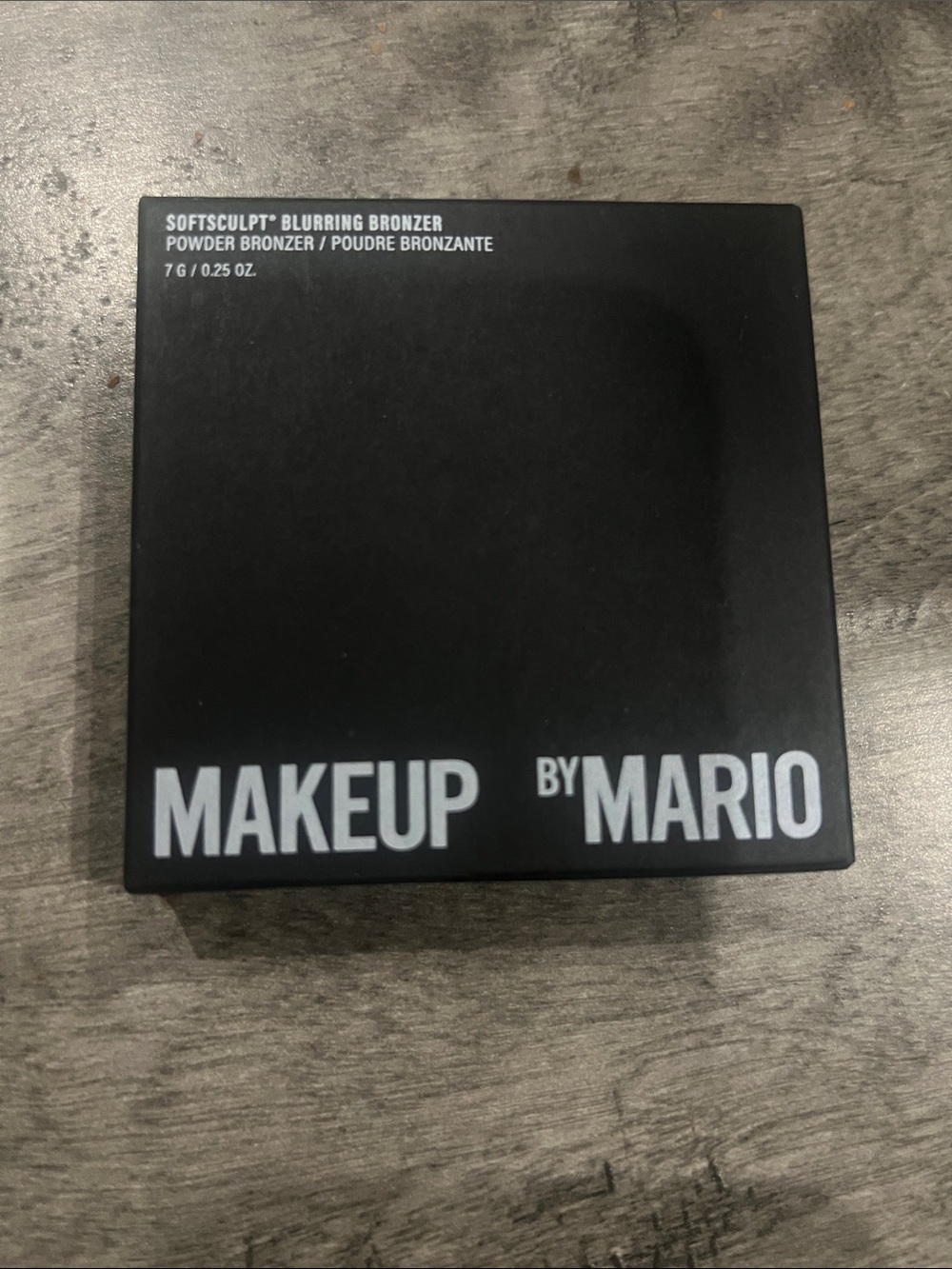 Makeup By Mario SoftSculpt Blurring Bronzer - Black Compact with Brown Shade